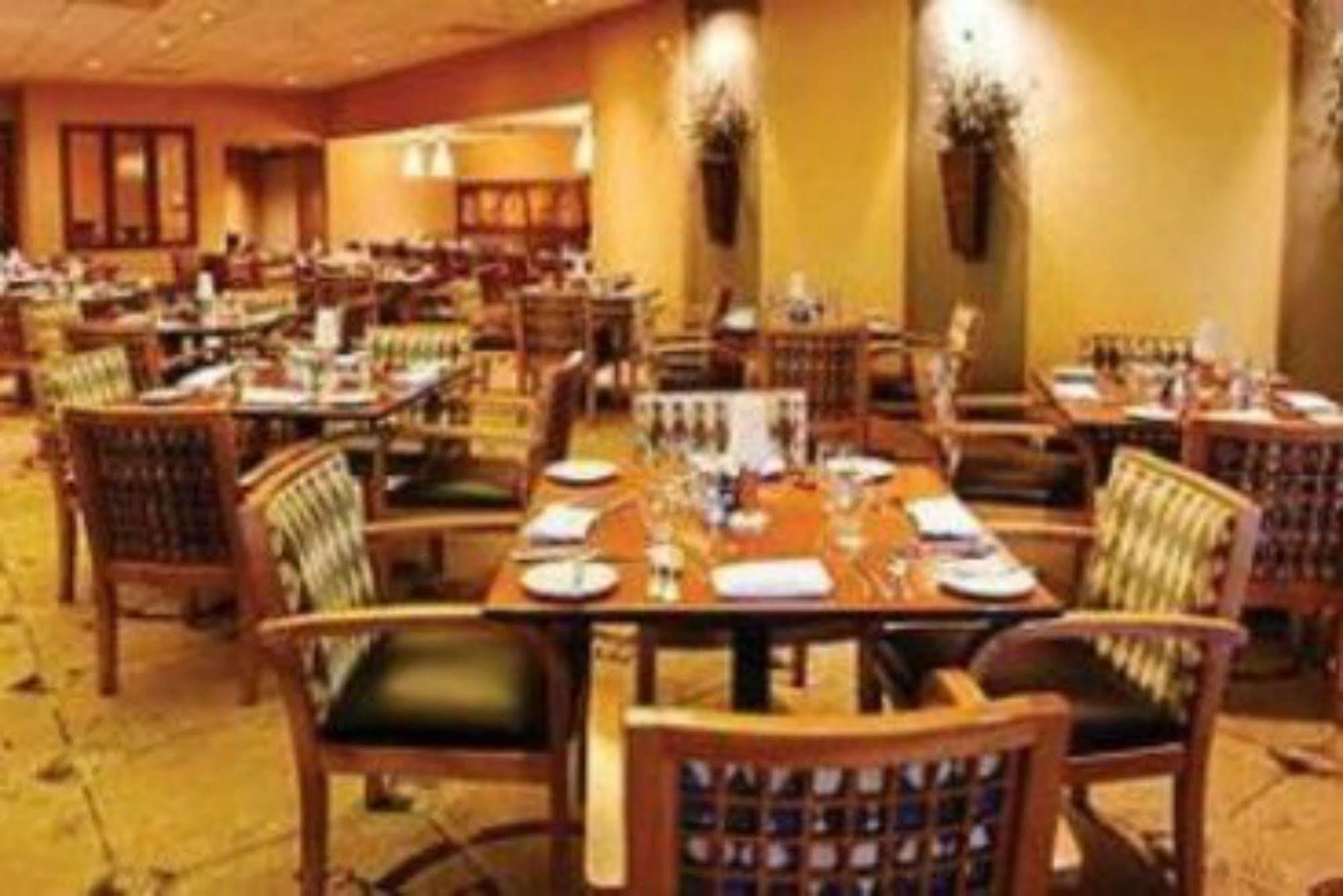 Zenith Hotel 3*