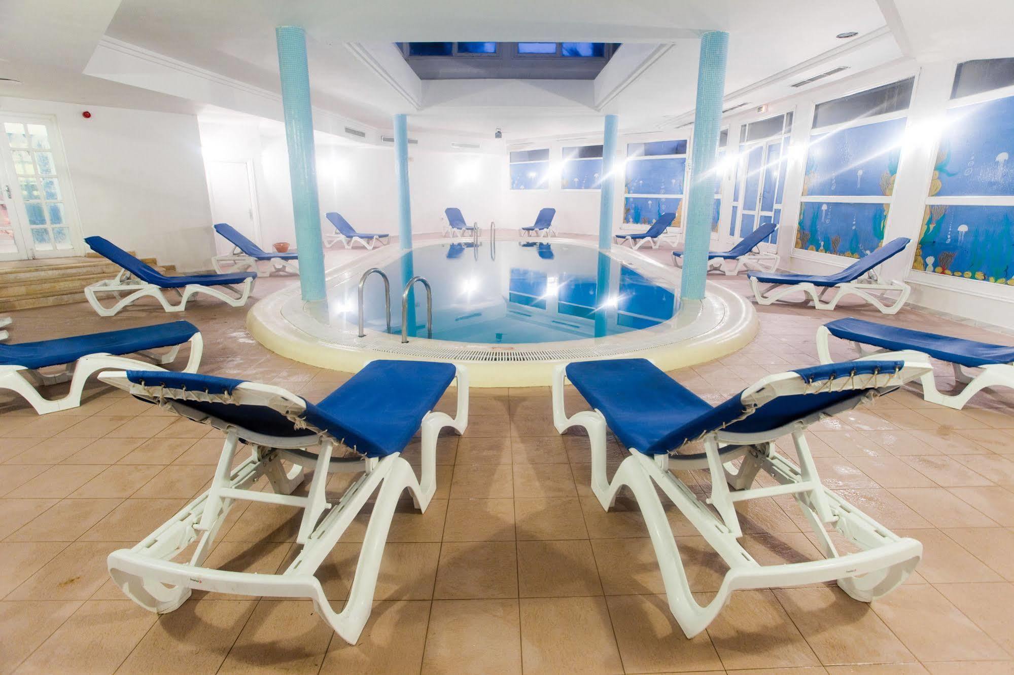 Hotel Zenith